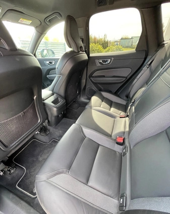 Volvo XC 60 cena 74000 przebieg: 61200, rok produkcji 2021 z Bydgoszcz małe 106